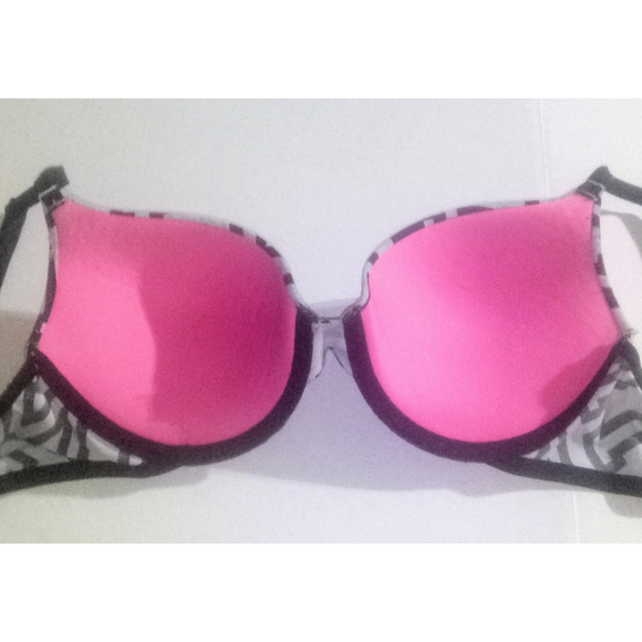 Pink where every where 34C Logo bra - Picture 4 of 5